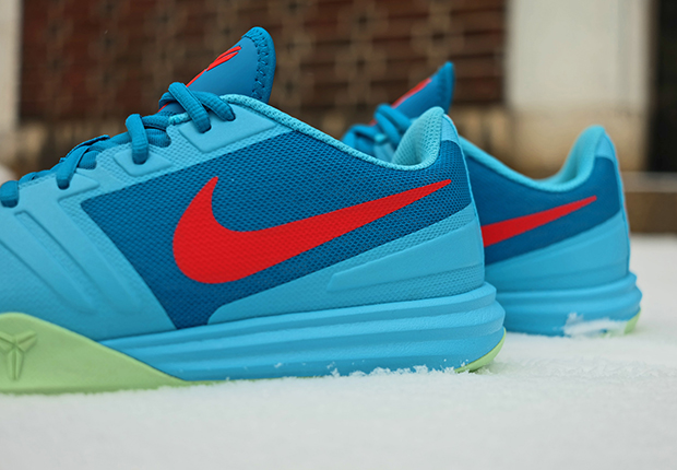 Nike Kobe Mentality Clearwater 3