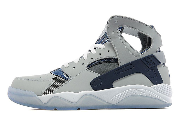 Nike Air Flight Huarache “Georgetown Hoyas”