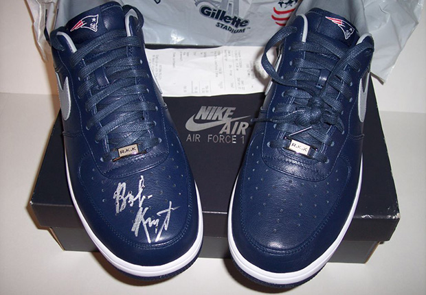 Nike Lunar Force 1 “Patriots” Signed by Robert Kraft