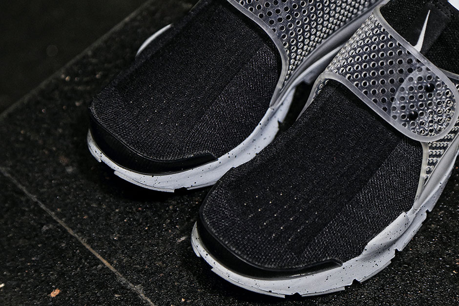 Fragment Design Nike Sock Dart Black Release Info 02