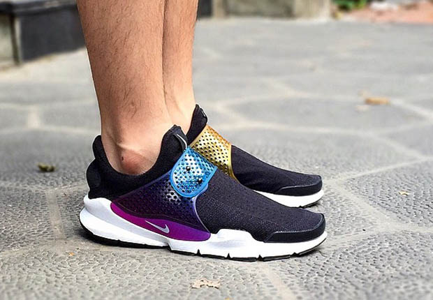 Nike Sock Dart “Multi-color” Straps