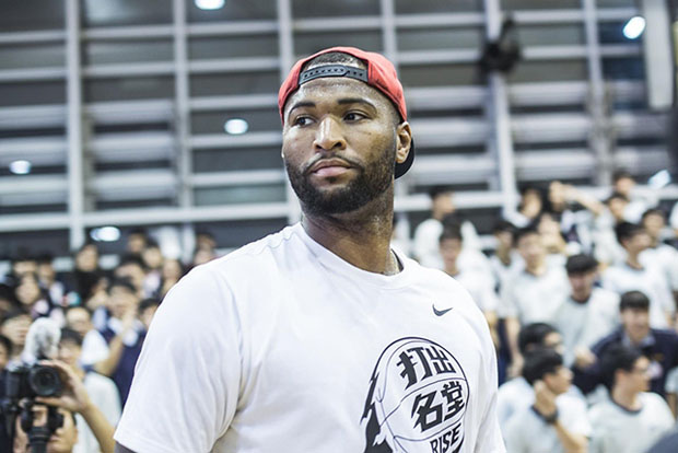 Demarcus Getting Love In China Nike Rise 07