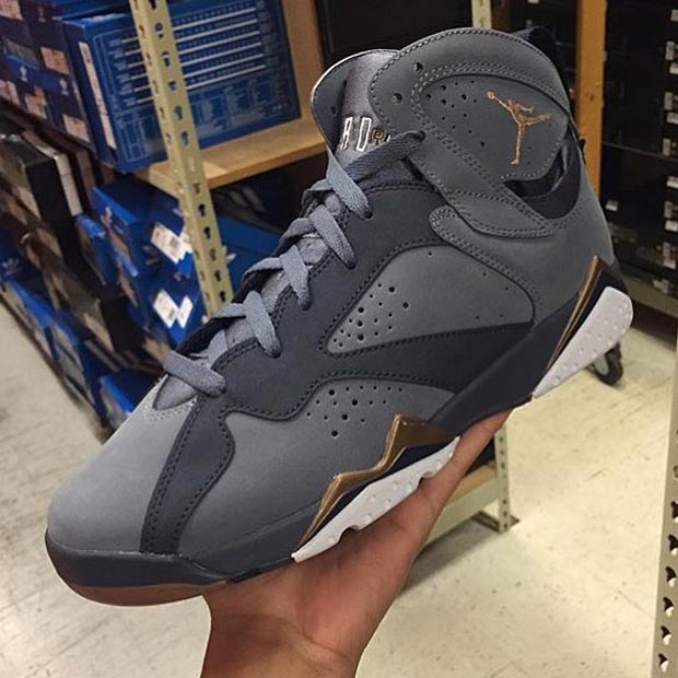 Air Jordan 7 Blue Dusk 1