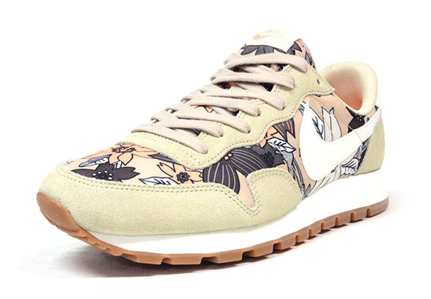 Nike Air Pegasus 83 Aloha Beige 2