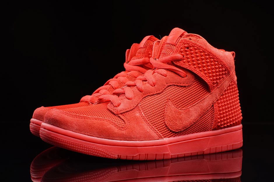 Grab the “Red October” Nike Dunks Before They’re Gone