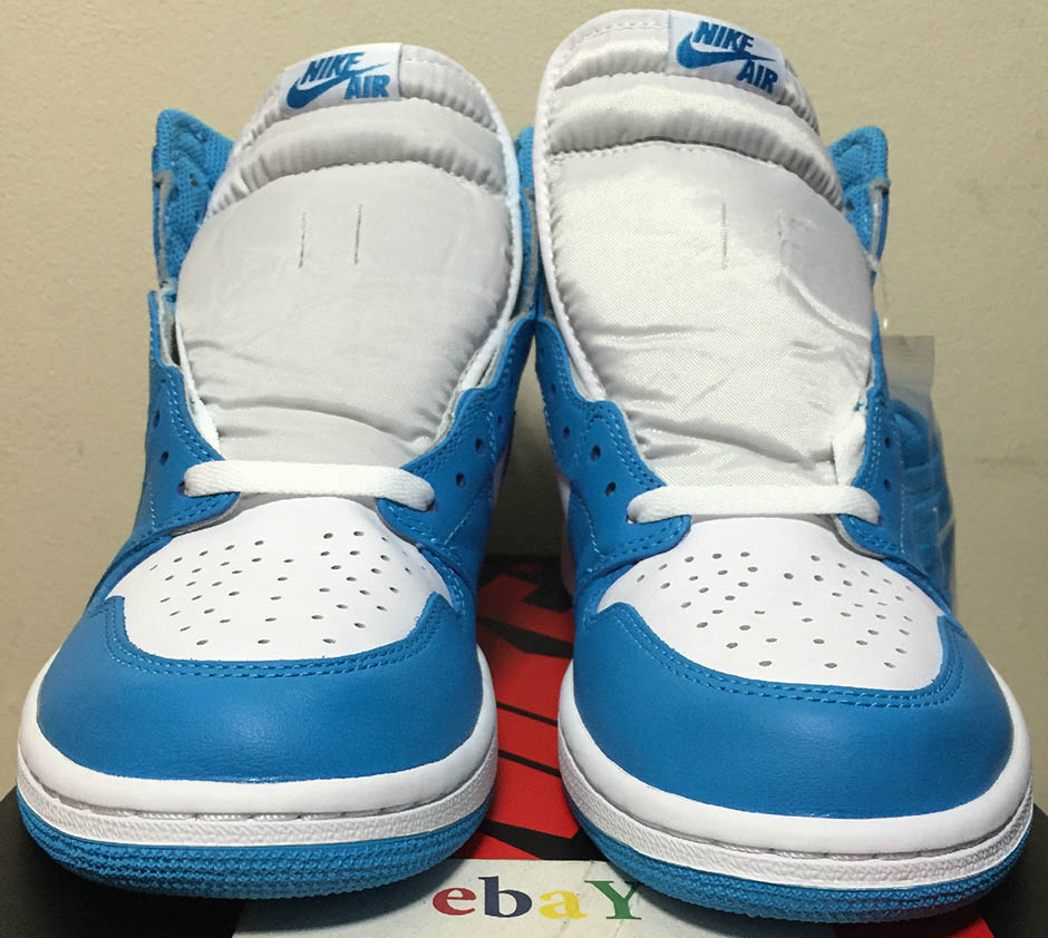 Air Jordan 1 Og Carolina Team Early 4