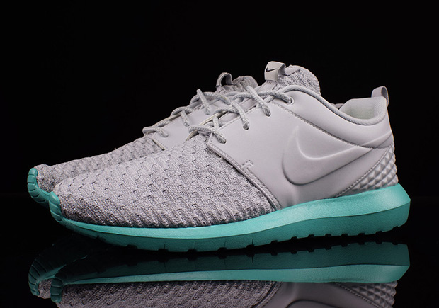 The OG "Calypso" Roshe Run Gets A Massive Upgrade