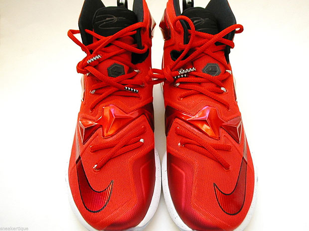 Lebron 13 807219 610 Home