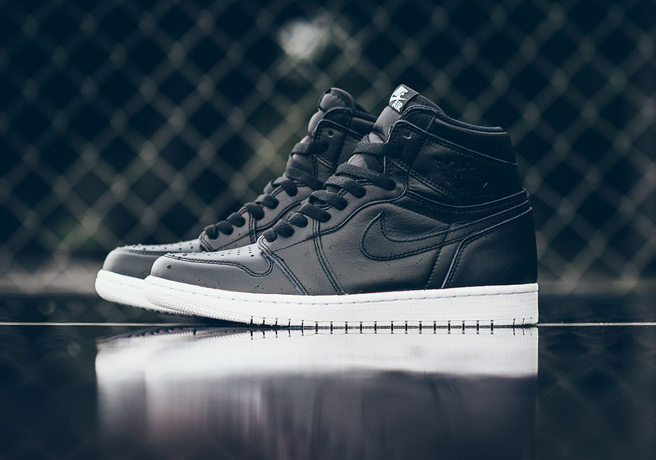 Air Jordan 1 High Cyber Monday Black White 2