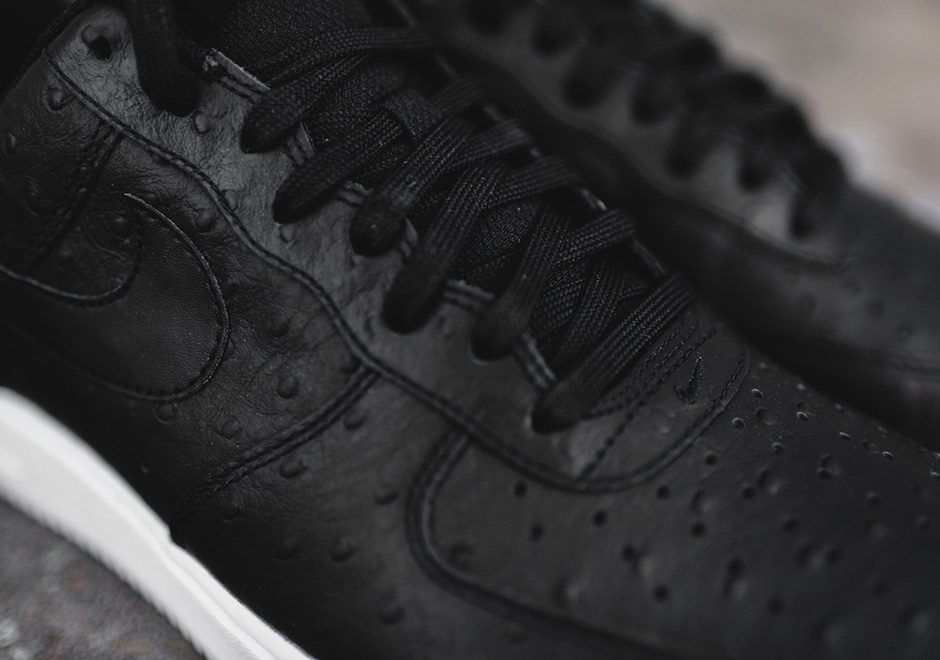 Nike Air Force 1 Low Ostrich Black 1