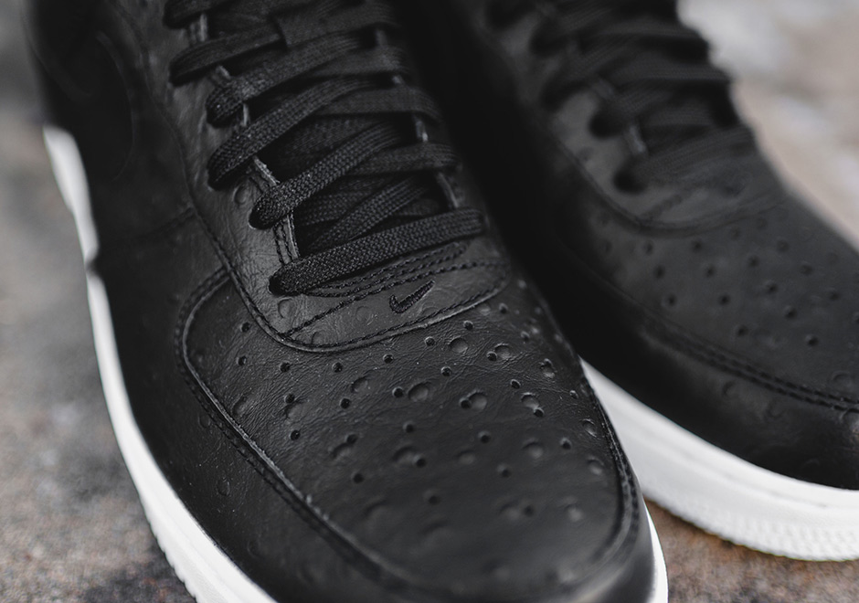Nike Air Force 1 Low Ostrich Black 3