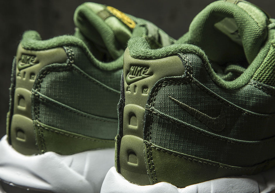 Stussy Air Max 95 Detailed Look 12