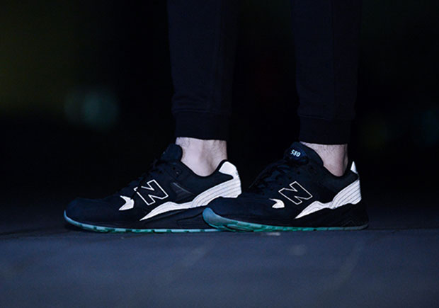 New Era New Balance 580 20th Anniversary Celebration 6