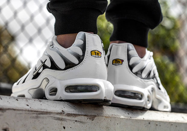 Nike Air Max Plus “White Tiger”