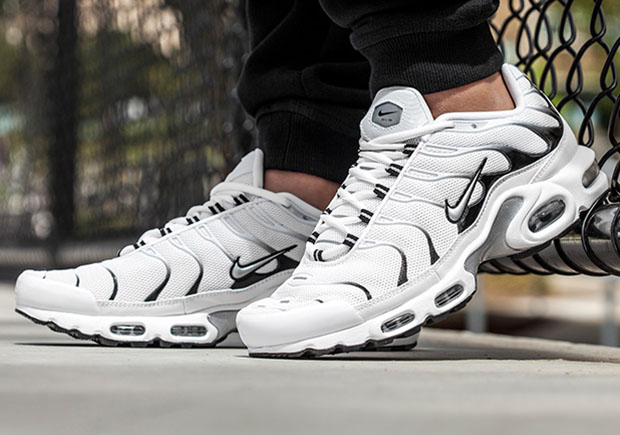 Nike Air Max Plus White Tiger 2