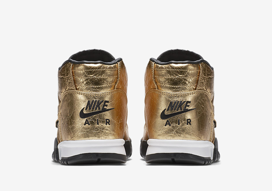 Nike Air Trainer 1 Gold Superbowl 50 6