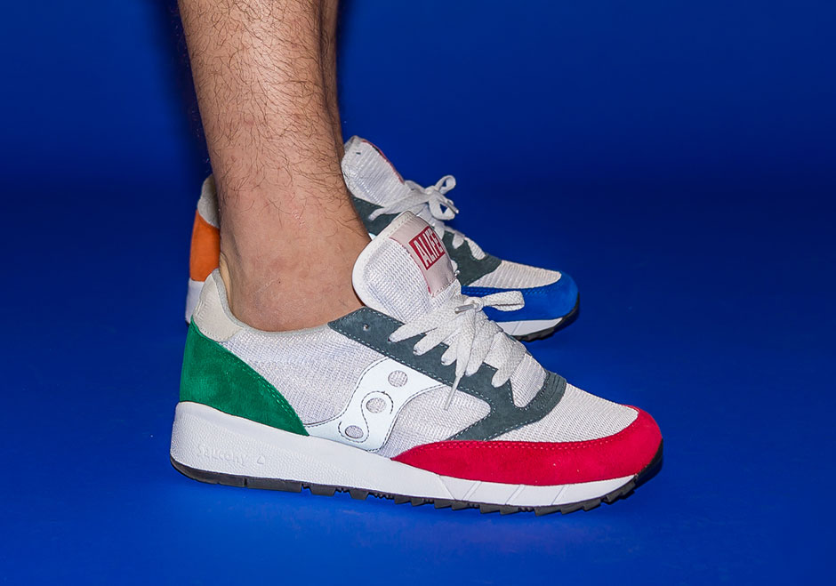 Alife X Saucony Jazz 91 Apparel Collection 01