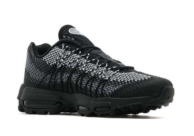 Air Max 95 Ultra Jacquard Oreo 2