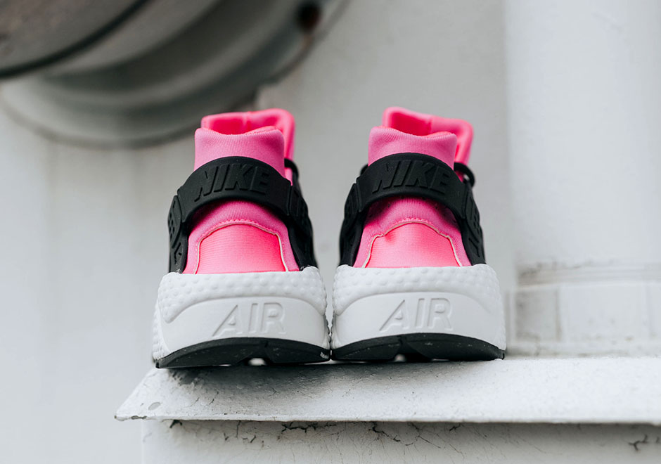 Nike Wmns Air Huarache Black Pink Blast 6