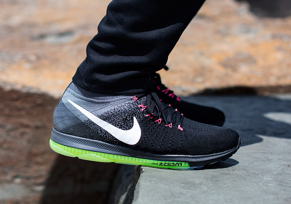 Nike Zoom All Out Flyknit Black Neon Pink 2