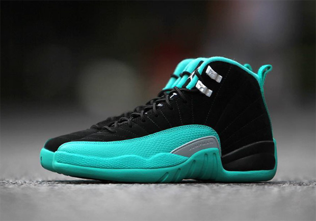 Air Jordan 12 Hyper Jade Weekend Release 02