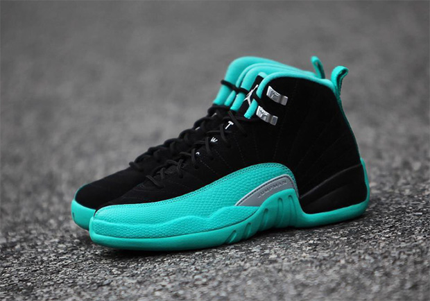 Air Jordan 12 Hyper Jade Weekend Release 03