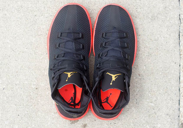 Jordan Reveal Black Infrared Gold 3