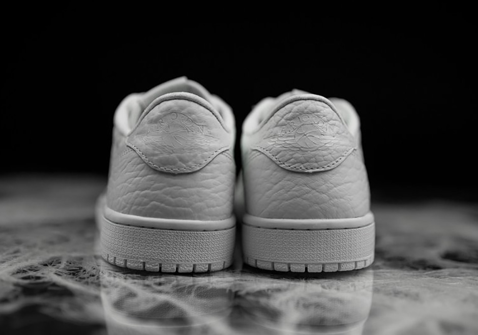 Air Jordan 1 Low Swooshless White 06