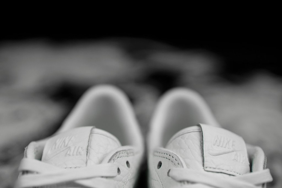 Air Jordan 1 Low Swooshless White 07