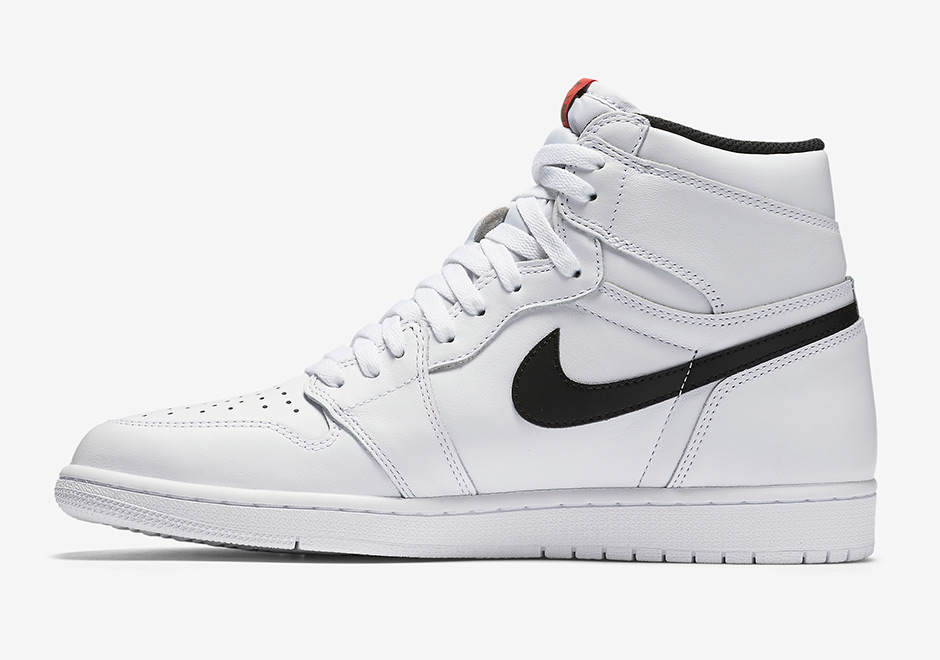 Air Jordan 1 Retro High Og Premium Essentials White Black 6