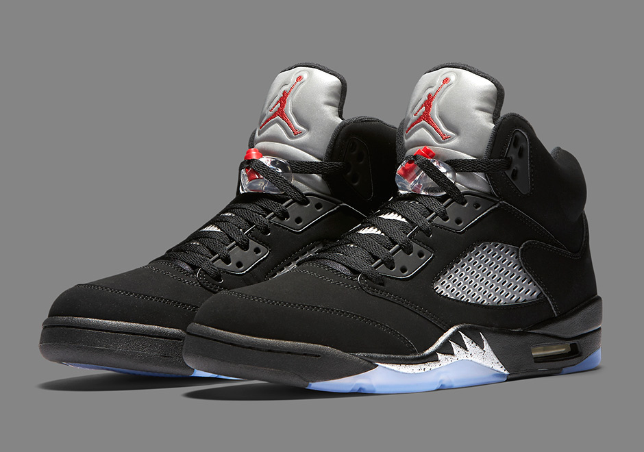 Complete Guide To Air Jordan 5 OG "Black/Metallic"