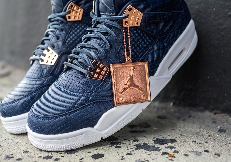 Jordan 4 Premium Blue White 4