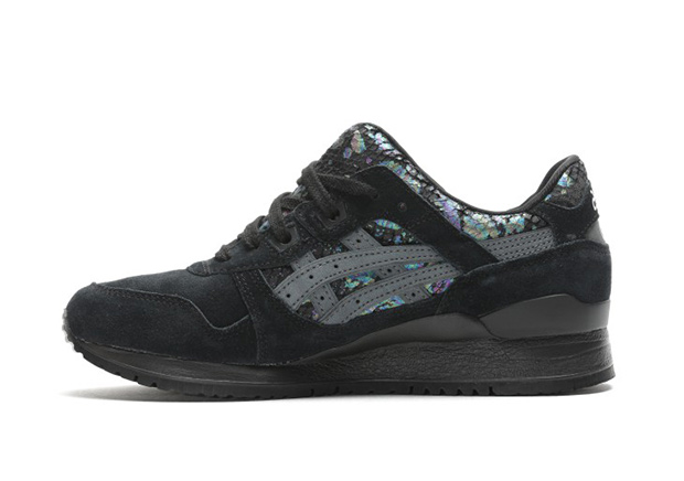 Asics Northern Lights Aurora Borealis Pack 07