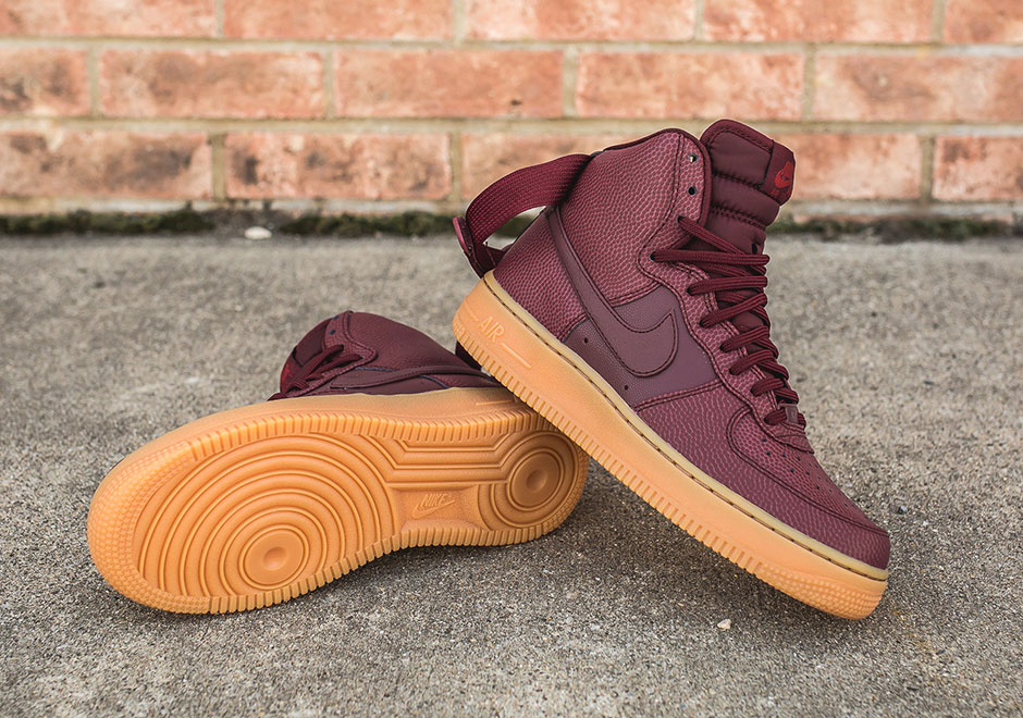 Nike Wmns Air Force 1 Hi Se Night Maroon 860544 600 3
