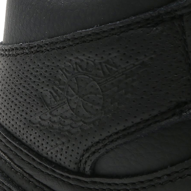 Air Jordan 1 High Black Perforated 555088 002 7