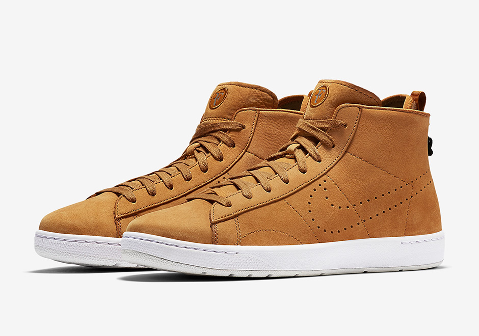 Nike Tennis Classic Ultra Mid Roger Federer Desert Ochre 1