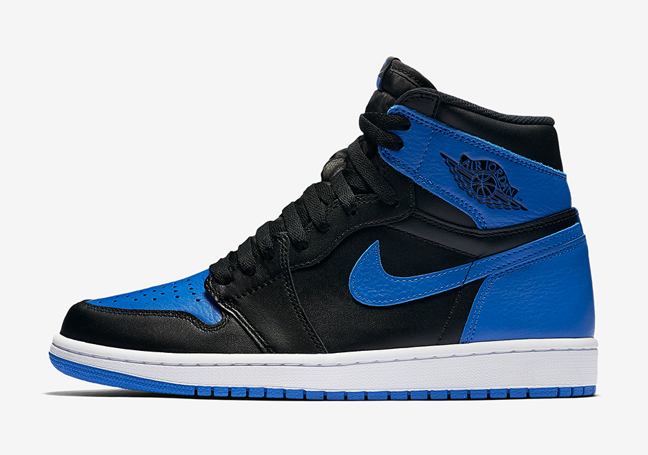 Air Jordan 1 Royal Official Photos 02