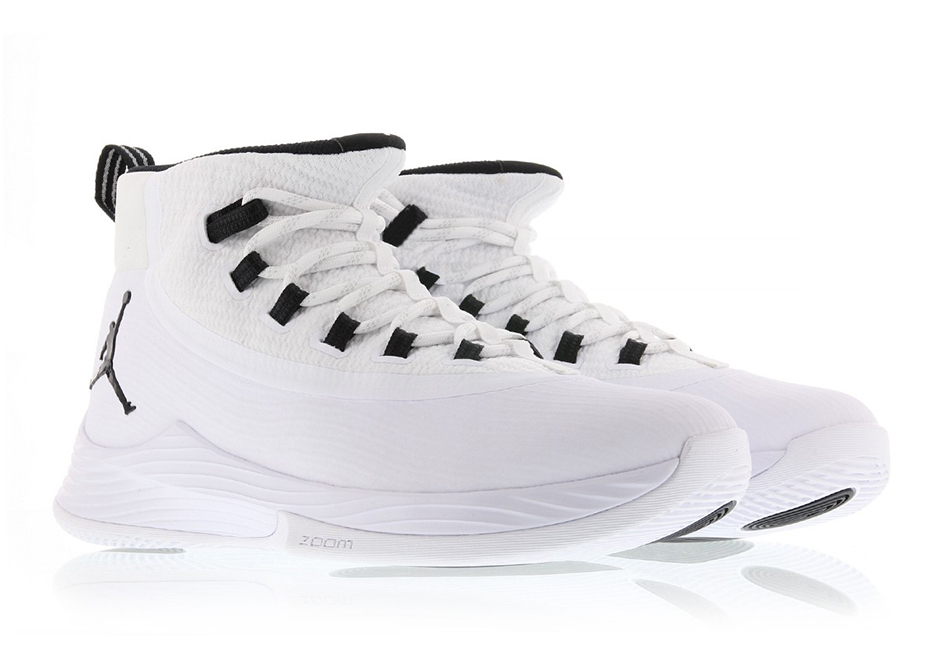 Jordan Ultra Fly 2 White Black Preview 05