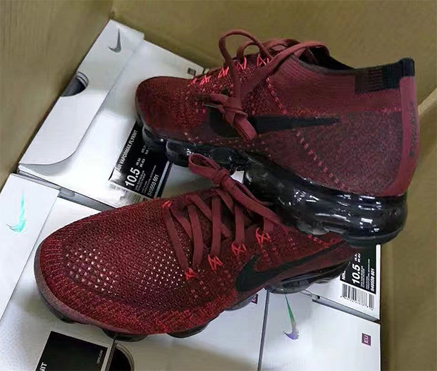 nike-vapormax-burgundy-2