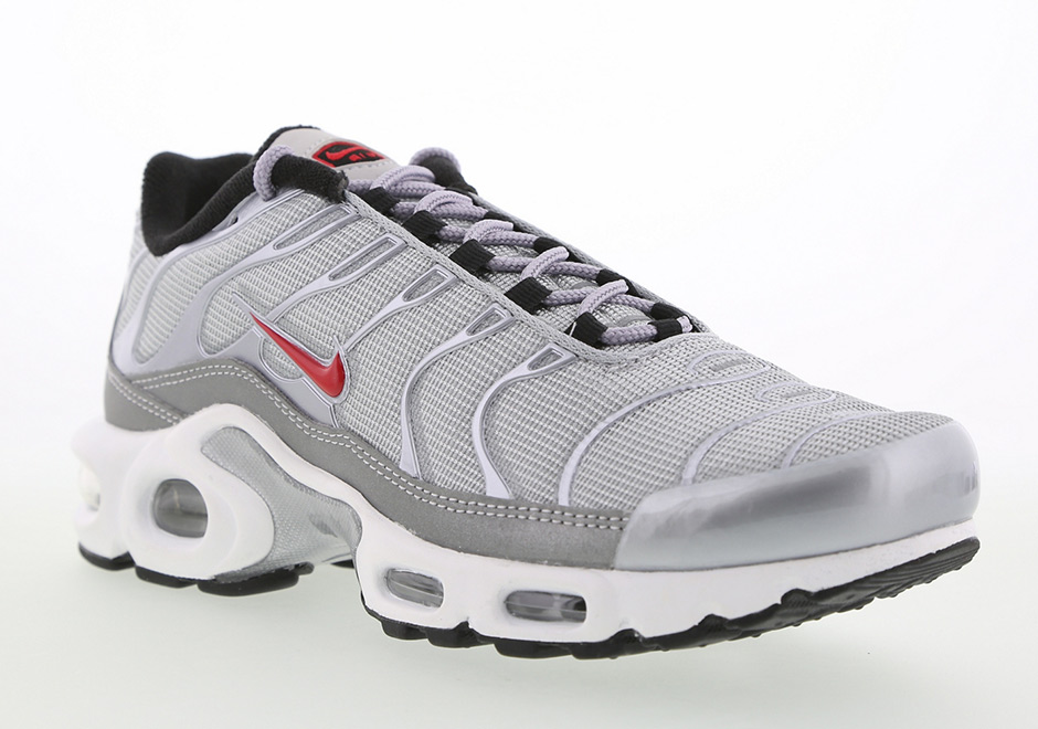Nike Air Max Plus Silver Bullet 1