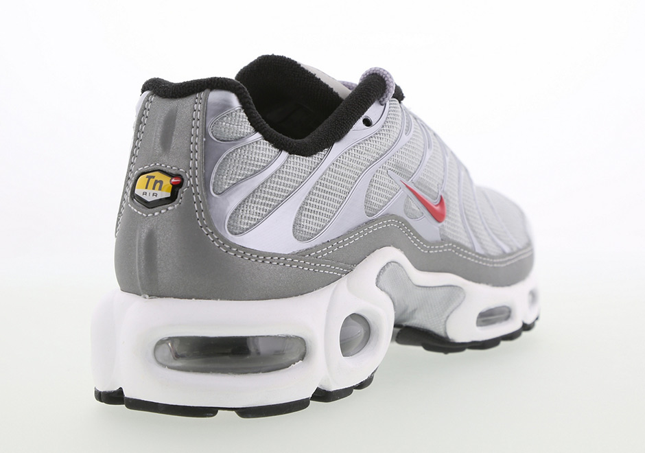 Nike Air Max Plus Silver Bullet 3