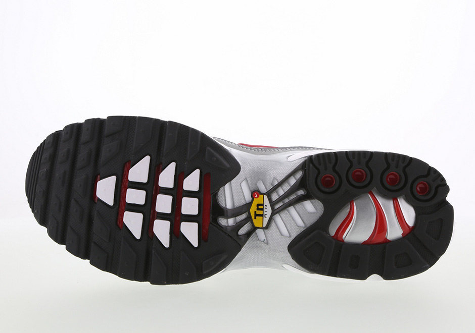 Nike Air Max Plus Silver Bullet 4