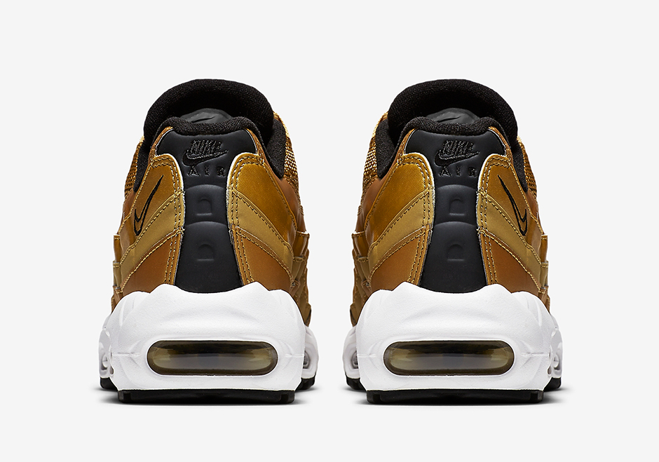 Nike Air Max 95 Metallic Gold Official Images 884421 700 05