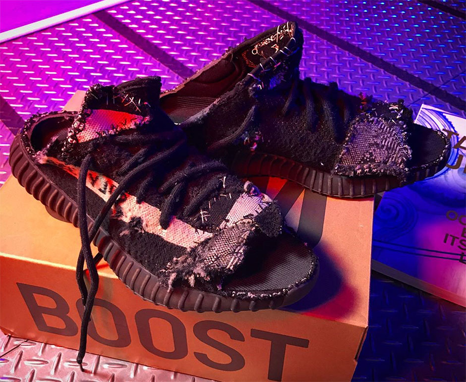 Takashi Murakami Adidas Yeezy Boost 350 V2 3