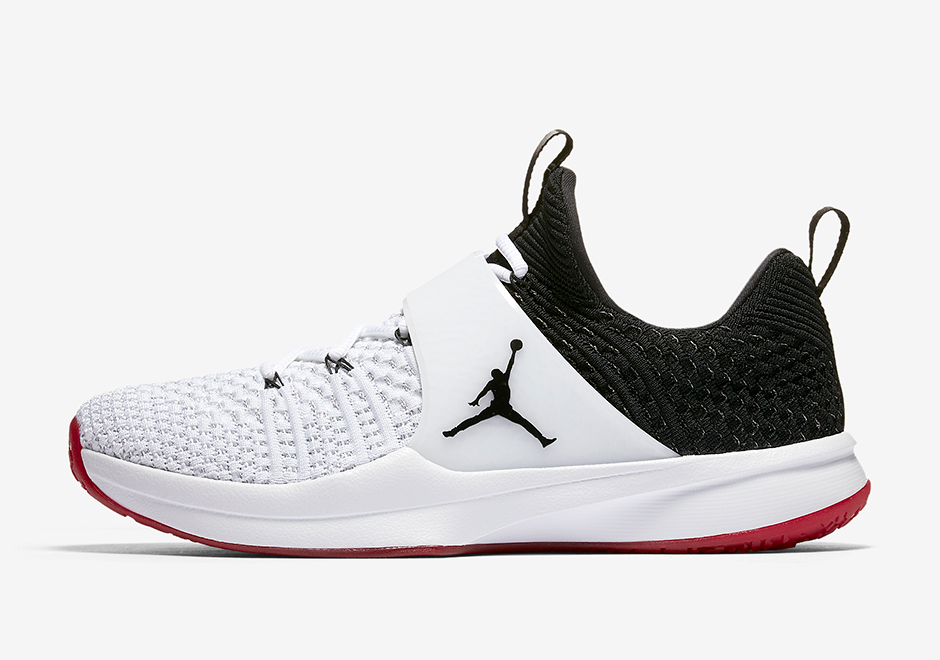 Jordan Trainer 2 Flyknit Chicago Bulls Collection 02