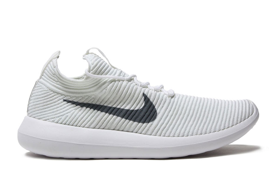A Detailed Look At The Nike Roshe Two Flyknit V2