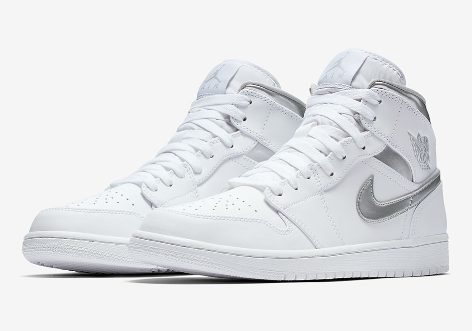 Air Jordan 1 Mid “Metallic Silver”