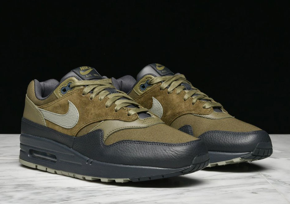 Nike Air Max 1 Ridgerock Available 3