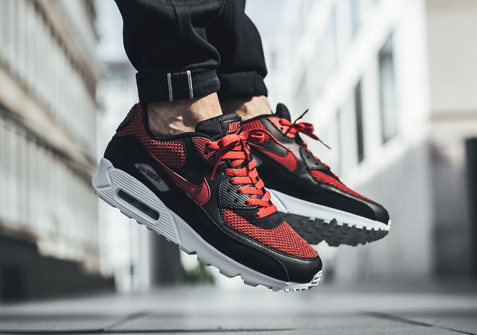 Nike Air Max 90 Essential "Tough Red"