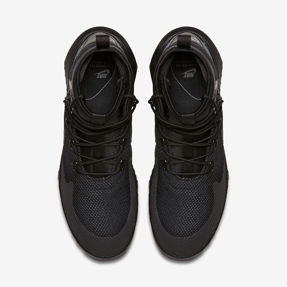 Nike Air Wild Mid 4